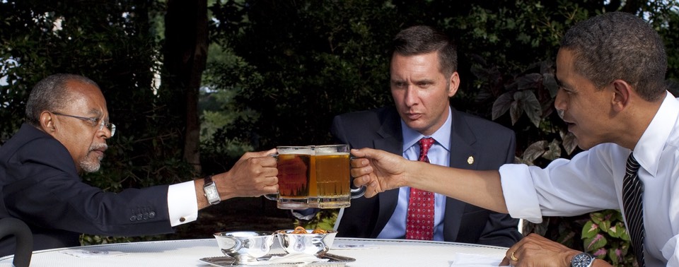 President Barack Obama, Professor Henry Louis Gates Jr. and Sergeant James Crowley meet in the Rose Garden of the White House, July 30, 2009. Official White House Photo by Pete Souza